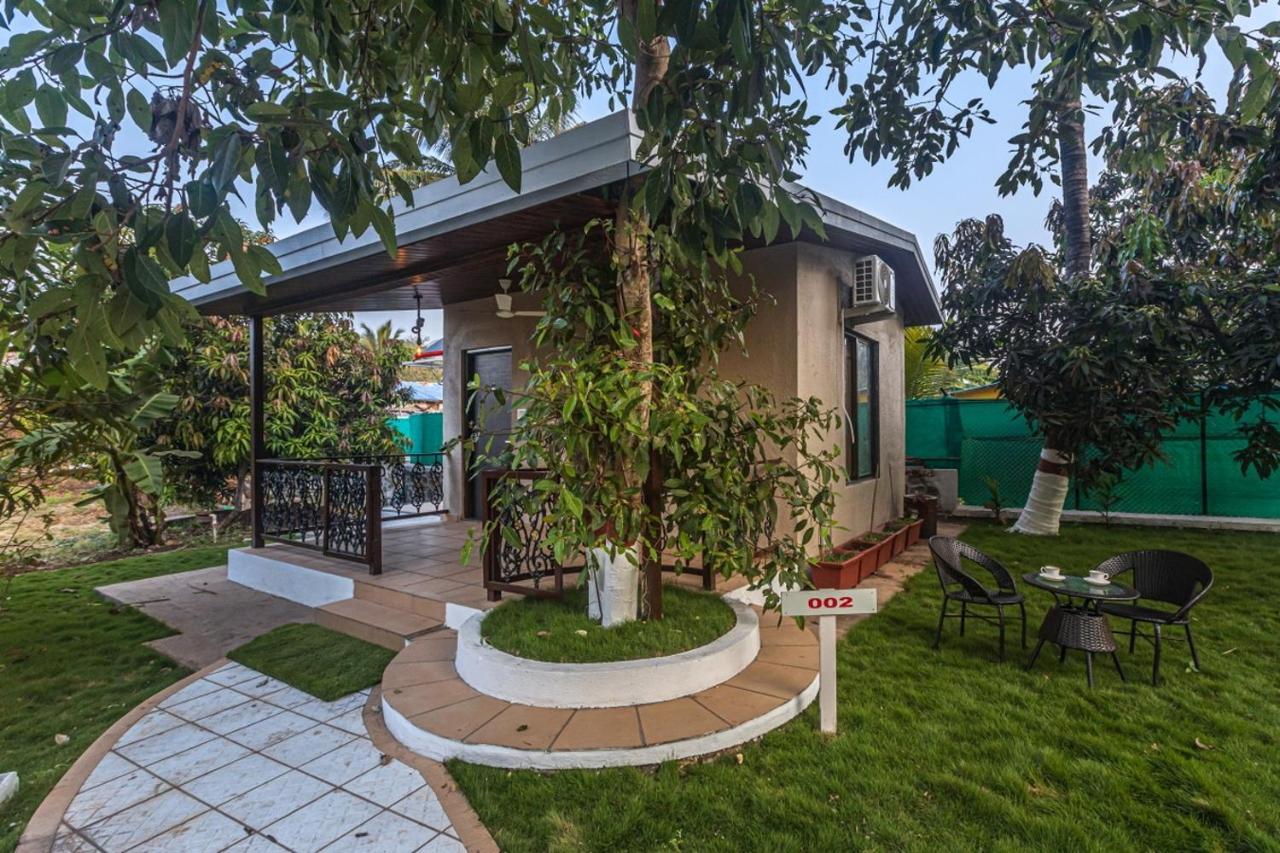 Saffronstays Serene Retreat, Alibaug アリバグ エクステリア 写真