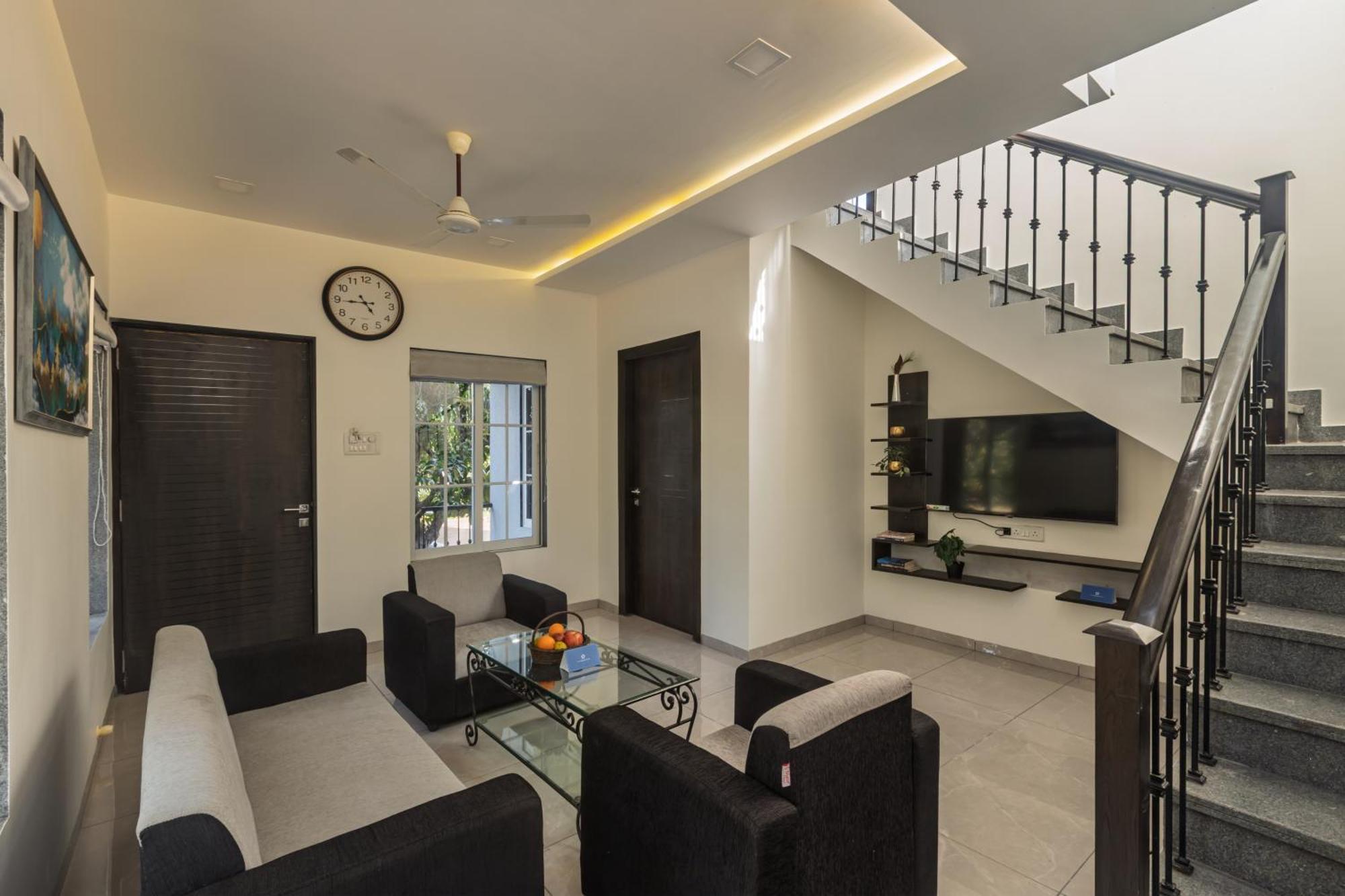 Saffronstays Serene Retreat, Alibaug アリバグ エクステリア 写真