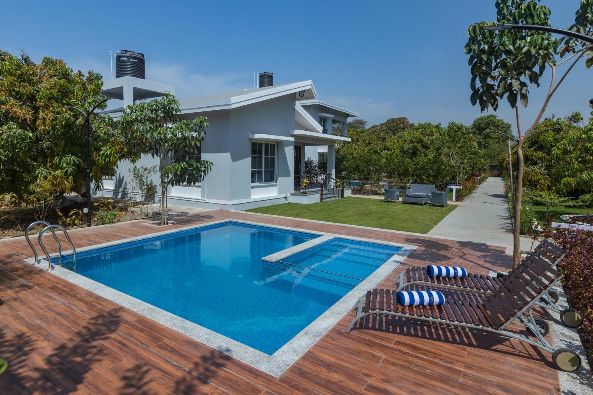 Saffronstays Serene Retreat, Alibaug アリバグ エクステリア 写真